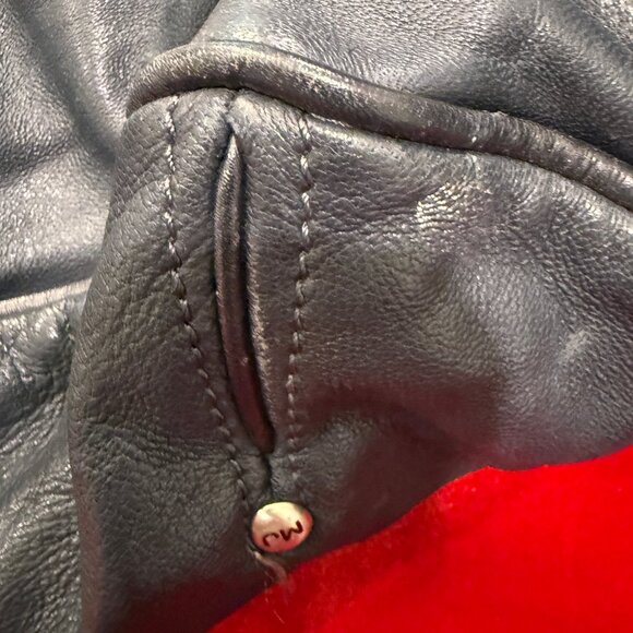 MARC JACOBS BLACK LEATHER GUNMETAL BUCKLE AND BUTTONHOLE HOBO BAG LARGE - Picture 12 of 16